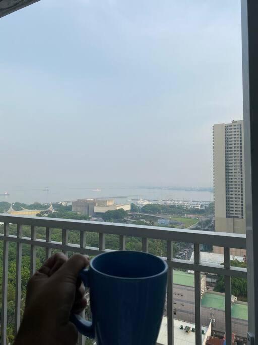 Casa Cintores Condo Near Picc With Free Parking 마닐라 외부 사진
