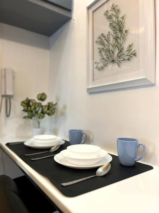 Casa Cintores Condo Near Picc With Free Parking 마닐라 외부 사진